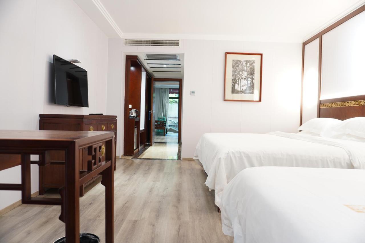 Guilin Yi Characteristic Hotel Coltd Kültér fotó